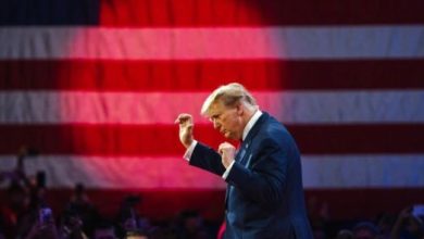 Никас Сафронов раскрыл детали портрета Трампа, подаренного Путиным