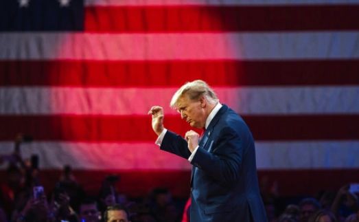 Никас Сафронов раскрыл детали портрета Трампа, подаренного Путиным