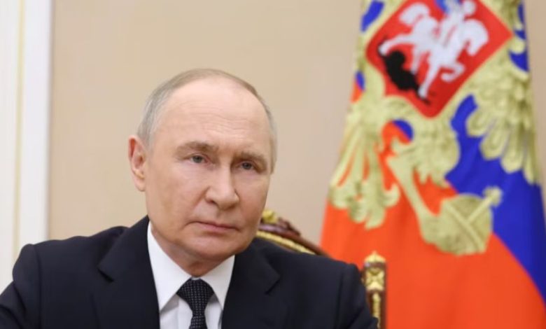 Путин уволил кадрового замглавы МЧС и замдиректора ФСИН