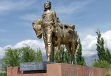 В Киргизии демонтировали памятник Семёнову-Тян-Шанскому — без объяснений