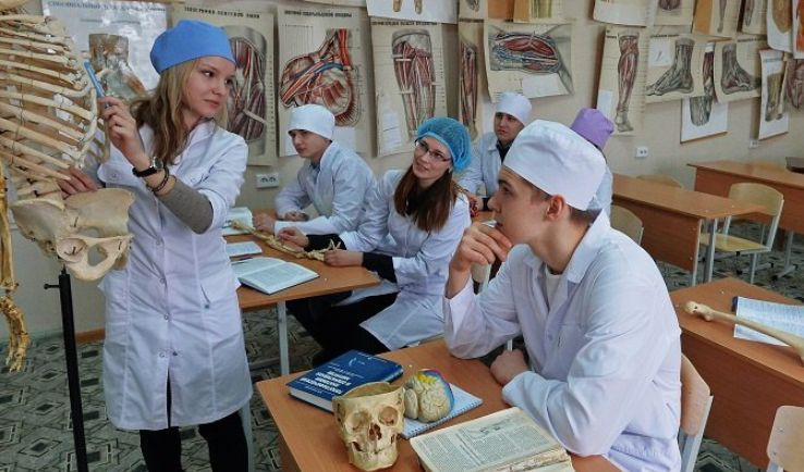 Все бюджетные места для медиков и фармацевтов станут целевыми