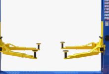 Двухстоечные подъемники: свобода работы под автомобилем