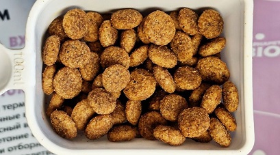 Авард корм для кошек: разбираем состав, изучаем отзывы и делаем честный обзор