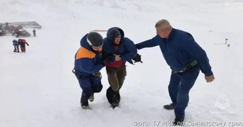 Двое туристов насмерть замерзли на Камчатке после ссоры в группе