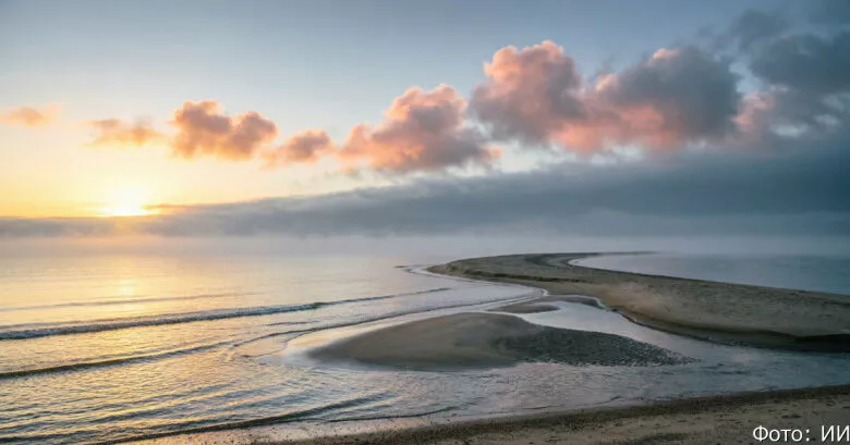 Шторм на Камчатке: море затопит песчаные косы 10 апреля