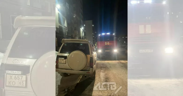 Пожарные в Южно-Сахалинске добирались до огня на своих двоих