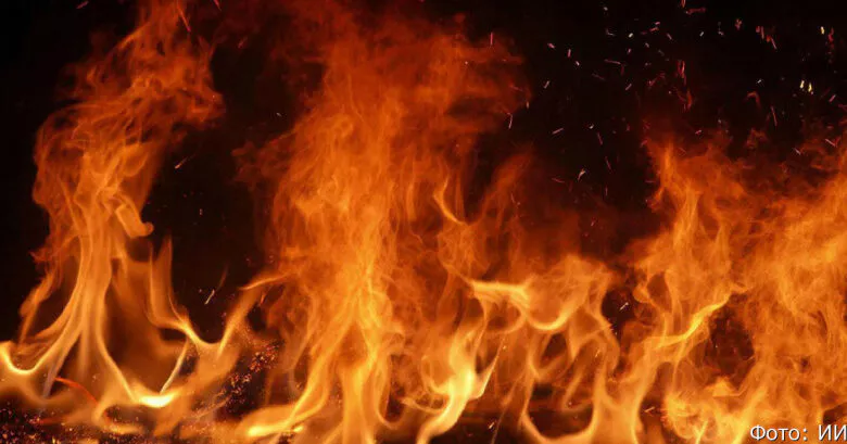 Двойной пожар в центре Петропавловска: МЧС раскрыло детали